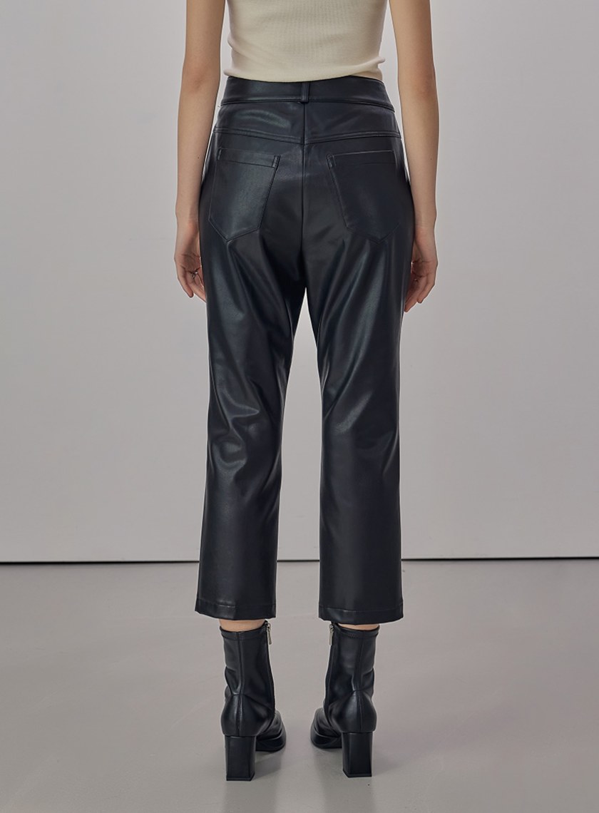 俐落皮革九分喇叭褲